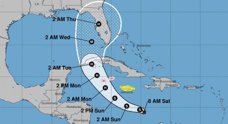 Floridára és Kubára is lecsaphat egy hurrikán