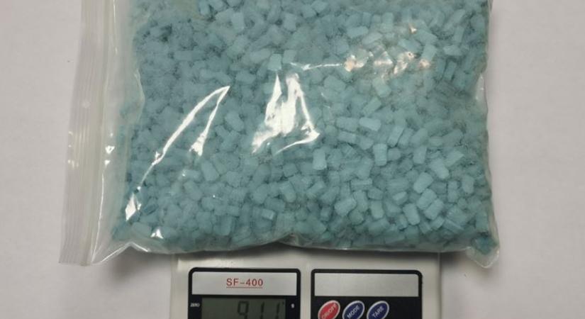 33 millió metamfetamin tablettát foglaltak le Laoszban