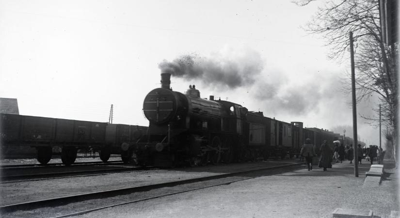 Vasúton pár krajczárért utazhatik 1900-ban
