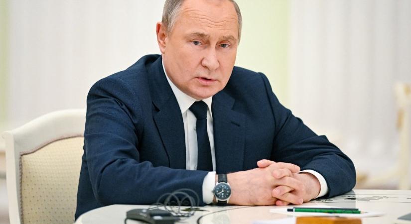 Döntött Putyin: 10 év börtön jár a dezertálásért