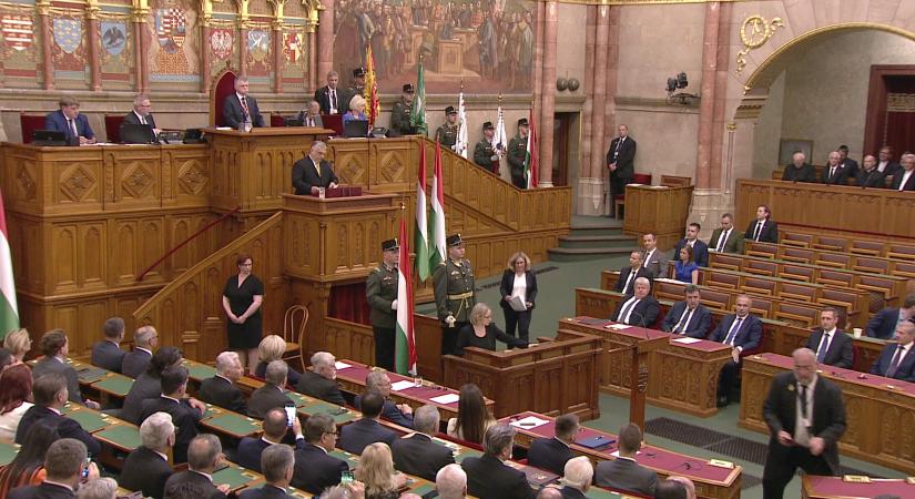 Osztrák elemzők: a magyar kormány a legstabilabb Európában