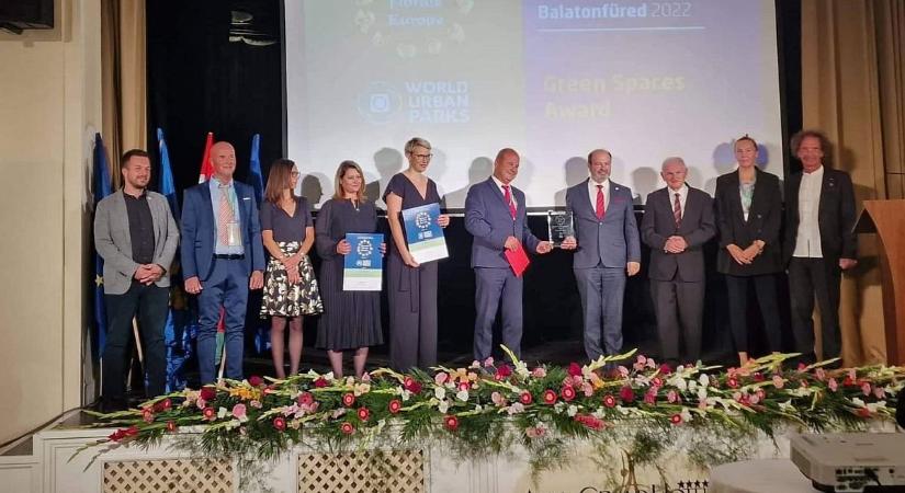 Arany elismerést és különdíjat is kapott Fehérvár a legvirágosabb városok versenyén