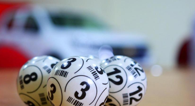 Kihúzták a hatos lottó nyerőszámait - Ön is a nyertesek között van?