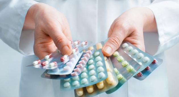 Milyen gyógyszereket lehet ingyenesen beszerezni a fekvő- és járóbeteg-kezelés során?