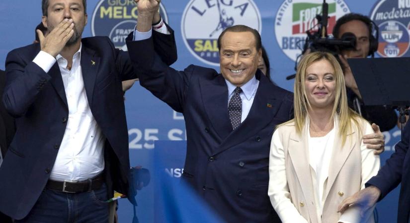 Exit poll: A jobboldal tarolt Olaszországban