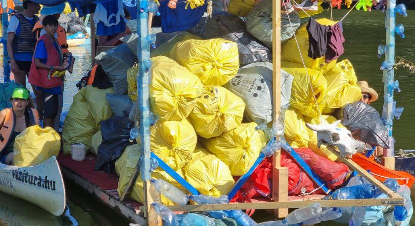 Már 280 tonna hulladékot gyűjtöttek be a Tiszánál