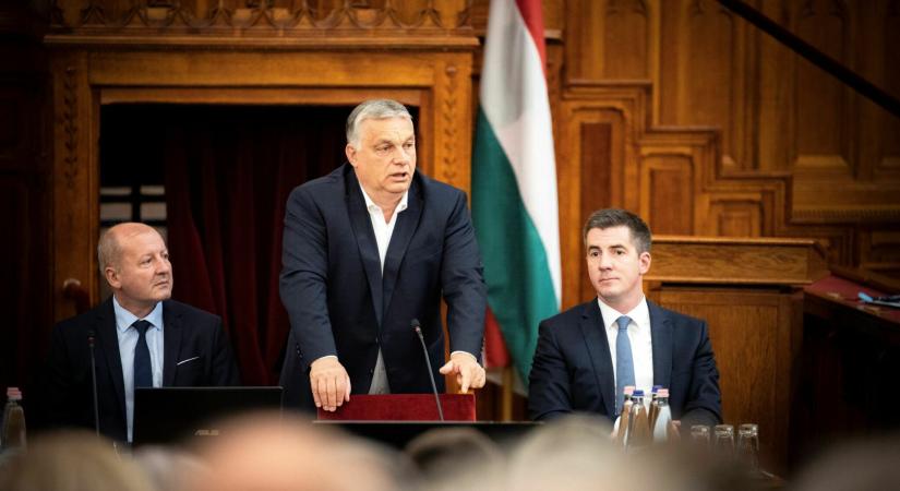 Orbán Viktor: „Mi a háború folytatása és mélyítése helyett azonnali fegyverszünetet és béketárgyalásokat követelünk”