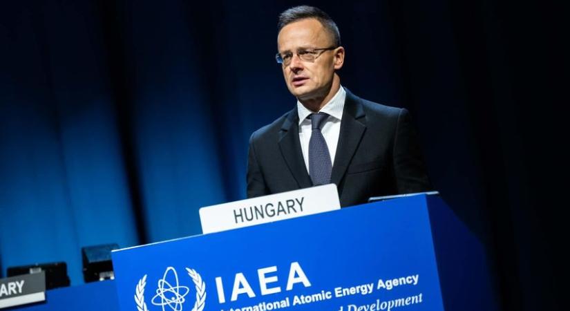Szijjártó: Magyarország nem támogat semmit, ami veszélyeztetné a Paksi Atomerőmű építését