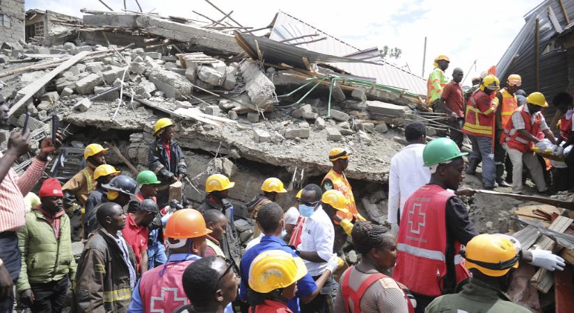 Többen meghaltak, miután összeomlott egy hatemeletes épület Kenyában