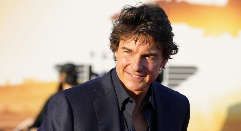 Tom Cruise madárürülékkel fiatalítja az arcát