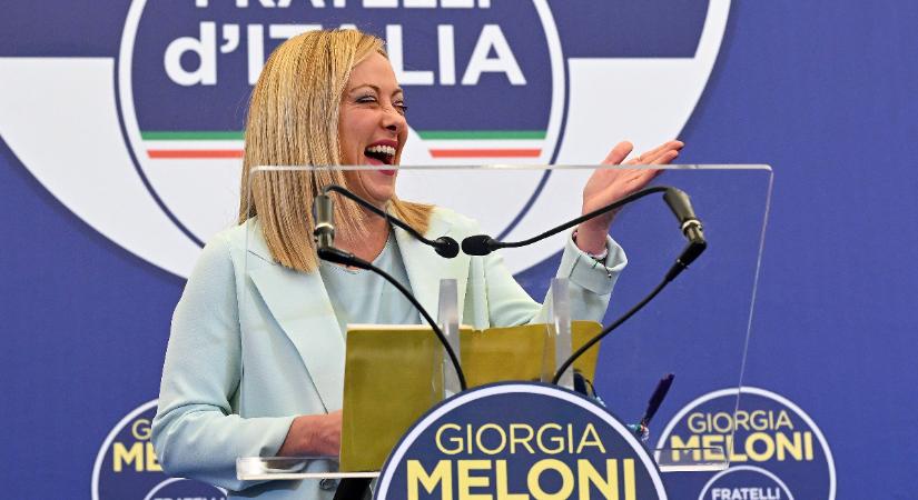 Van Badham (The Guardian): Az olasz fasiszta Meloni megválasztása nyilvános emlékeztető arra, hogy a nők ugyanolyan szörnyűek lehetnek, mint a férfiak