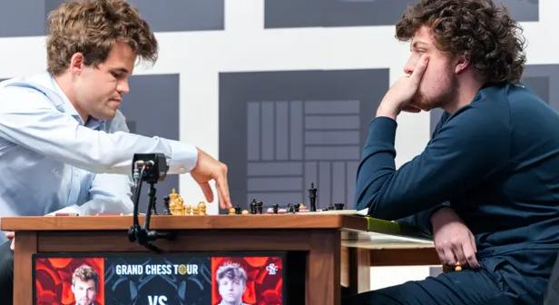 A sakkvilágbajnok Magnus Carlsen csalással vádolja Hans Niemannt