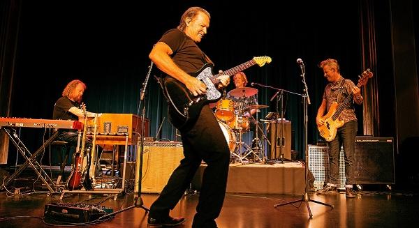 Tommy Castro & The Painkillers október 12-én az Analog Music Hall-ban ad koncertet a hazai blues rock kedvelőknek