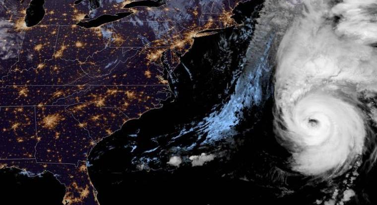 Elképesztő látványos a hurrikánba beküldött drón felvétele