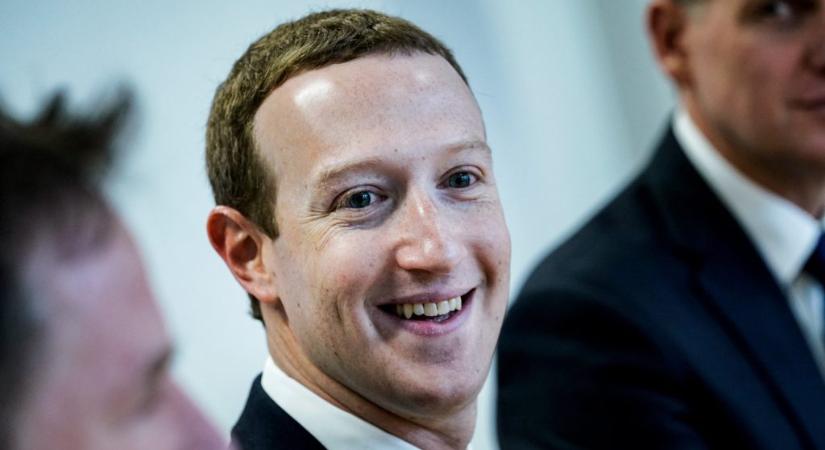 Egy év alatt megfelezte vagyonát Mark Zuckerberg: már nincs a tíz leggazdagabb amerikai közt
