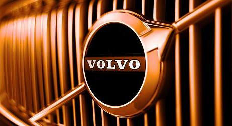 Rust-ra helyezi át autói szoftvereinek fejlesztését a Volvo