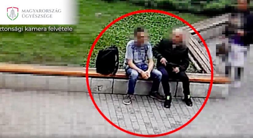 Leült a fiatal srác mellé a férfi Siófokon, majd váratlanul olyat tett, ami miatt 3 napon belül börtönt kapott - Videó
