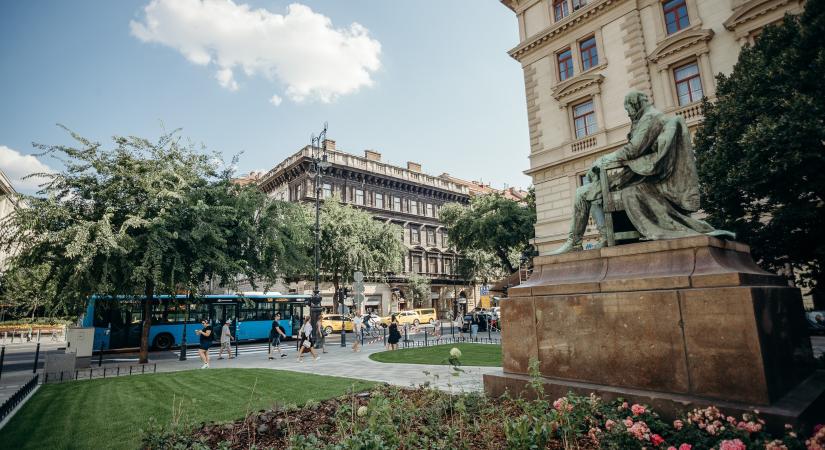 Lett egy tere az irodalomnak Budapesten