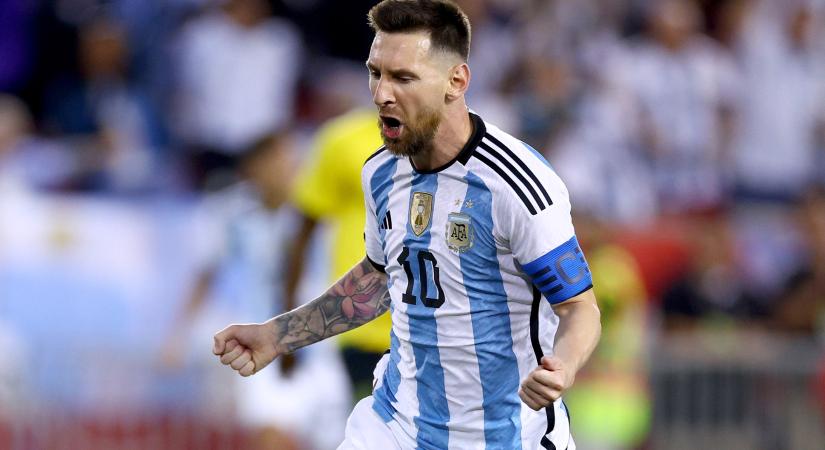 Messi ismét villant a válogatottban: három perc alatt két klasszisgól