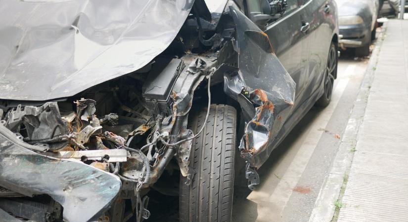 Tömegkarambol: 5 jármű ütközött össze az M0-s autóúton
