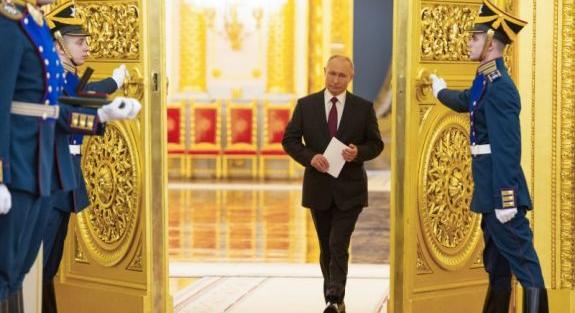 Putyin pénteken bejelenti a négy ukrajnai megye bekebelezését