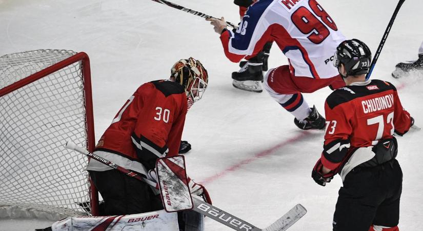 KHL: Kanada távozásra szólítja fel a hokisait