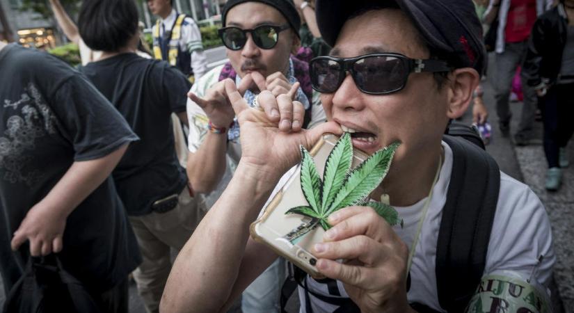 A szigorú drogpolitikájáról ismert Japánban felmerült a kannabiszból készült gyógyszerek engedélyezése