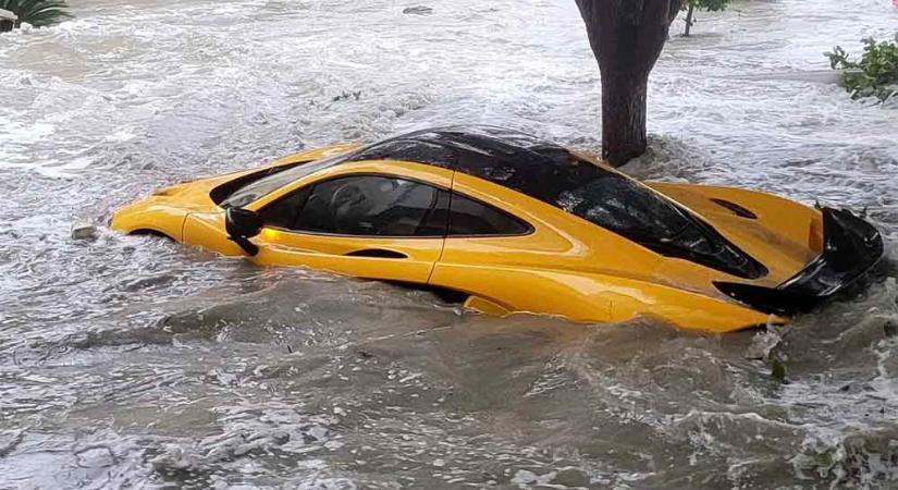 Vitte a víz a McLarenjét – nem volt mit tenni…