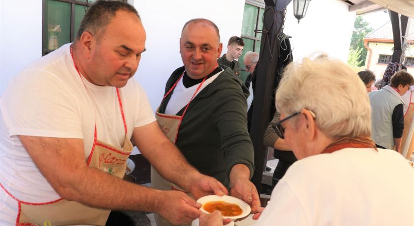 Az erdélyi konyhával is megismerkedettek a kerekiek