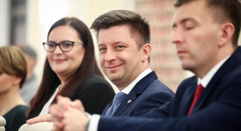 Lemond a lengyel kormányfői hivatal vezetője