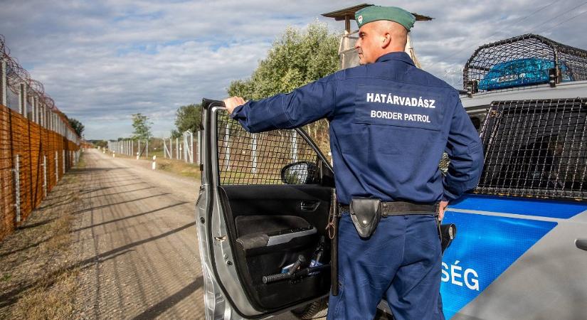 Nem gyengült a határvédelem a határvadászok szolgálatba állításával