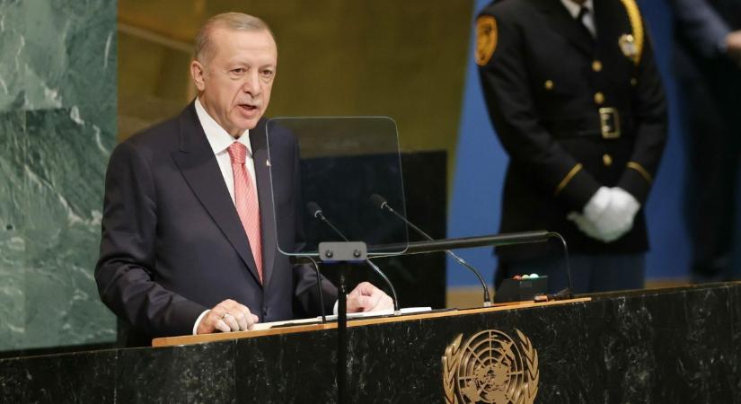Törökország több fegyvert akar szállítani Ciprus török kézen levő részére