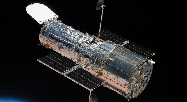Magáncégek segíthetnek megmenteni a Hubble űrtávcsövet