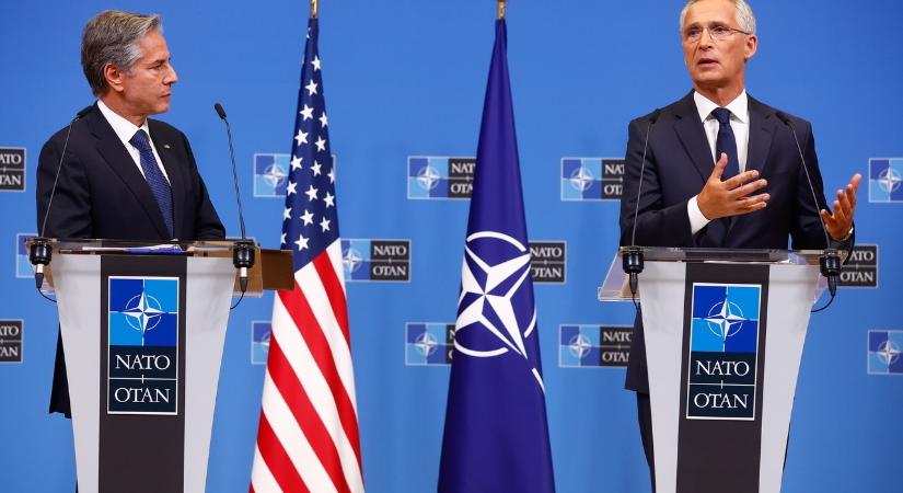 Ukrajna NATO-hoz való csatlakozását pont a NATO akaszthatja meg