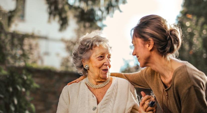 Nyitrai Zsolt: Mindig kiállunk az idősek érdekeiért és megvédjük a juttatásaikat