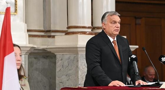 Orbán szerint csak a zsoltár szavára kell hallgatni: bízzatok!