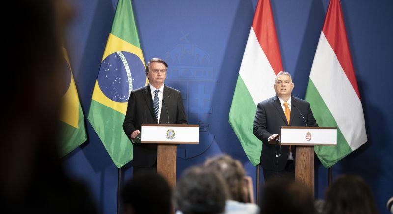 Orbán Viktor úgy benyalt a választásra készülő brazil elnöknek, hogy talán ő maga is belepirult