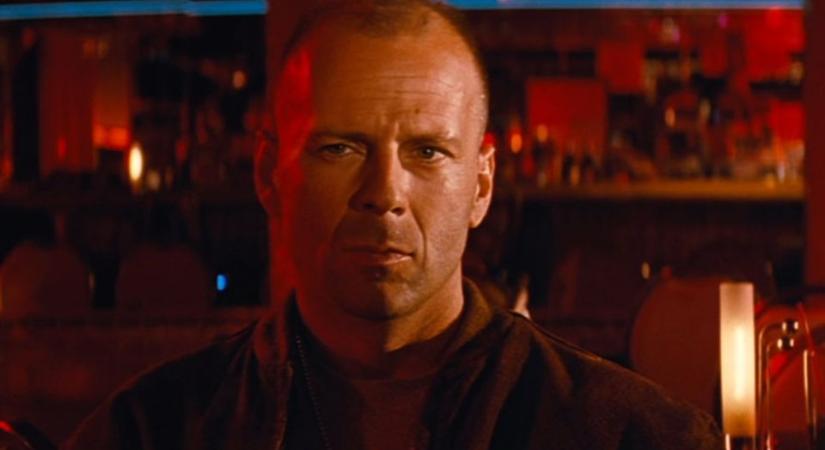 Úgy tűnik, Bruce Willis mégsem adta el a "kinézetét" egy deepfake-cégnek
