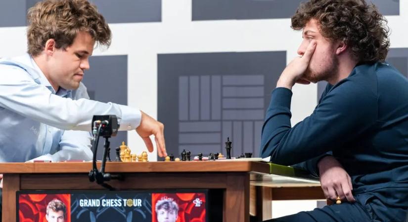 Csalás a világ legjobb sakkozója ellen?