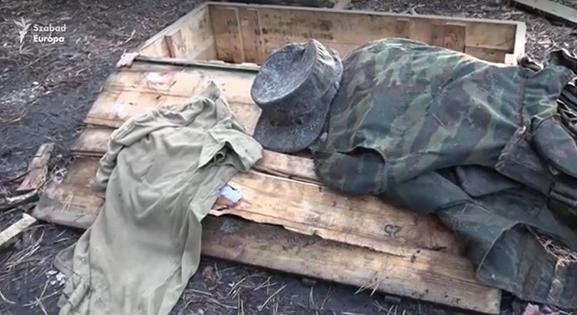 Orosz katonák civilnek öltözve menekültek