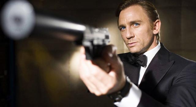 Több nő, érzelmesebb főszereplő: Így fogják megváltoztatni James Bond filmeket
