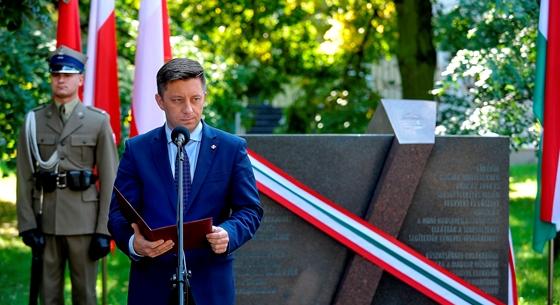 Lemondott a miniszterelnöki hivatal vezetője Lengyelországban