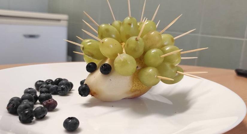 Így készíts kreatív őszi gyümölcstálat a gyerekeknek (videó)