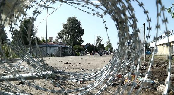 Masszív erőszakot alkalmaznak a menekültekkel szemben a szerb-magyar határon