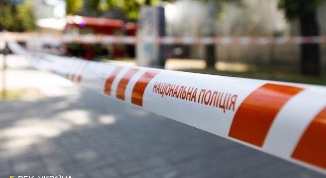 Lövöldözés volt egy iskola mellett Csernyivciben egy pedofil elfogása során, egy rendőr meghalt