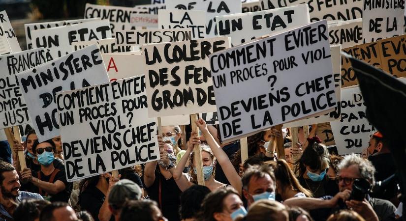 Bíróság elé kell állnia a francia igazságügyi miniszternek