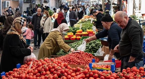 Hogy élnek a törökök, akiknél majdnem duplájára drágultak az élelmiszerek egy év alatt?