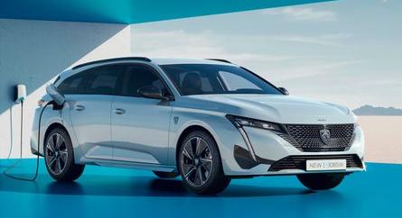 A Peugeot 2023-as éve elektromos lesz