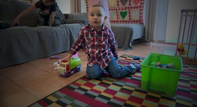 Ma Magyarországon egy húszezres városnyi gyerek él vér szerinti szülei nélkül állami gondozásban