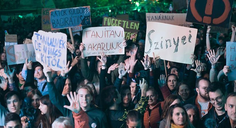Csak befért az állami médiába is a budapesti diáktüntetés